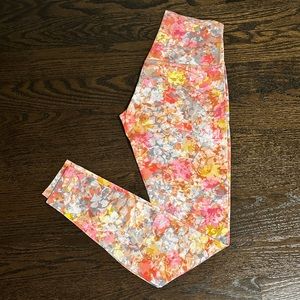 Lululemon Align Floral 28”, size 6